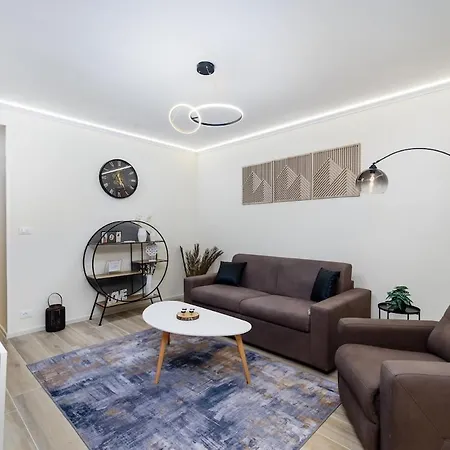 With Internal Courtyard * קזאלה מונפראטו