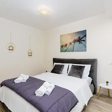 With Internal Courtyard * קזאלה מונפראטו